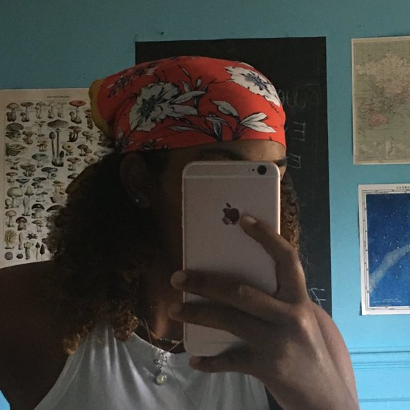 Flower Print Satin Bandana - Picture 2 of 4